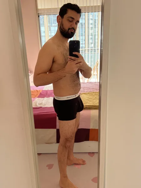39 gay in the mirror